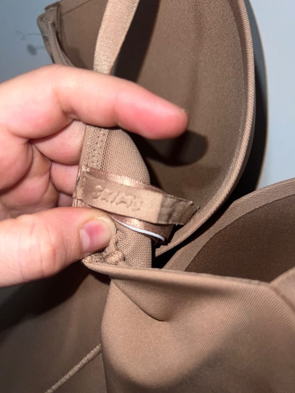 NEW SKIMS ULTIMATE PUSH-UP ENHANCING PADDED MID-THIGH BODYSUIT BEIGE SIENNA MEDI - Picture 4 of 5